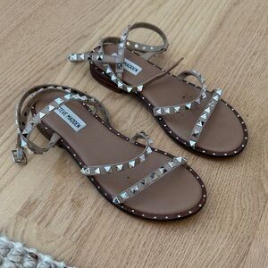 Steve Madden Silver Studded Tan Flat Sandals